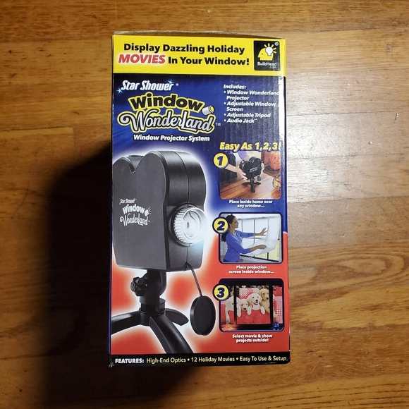 Star Shower Window Wonderland Holiday Projector - Picture 6 of 9